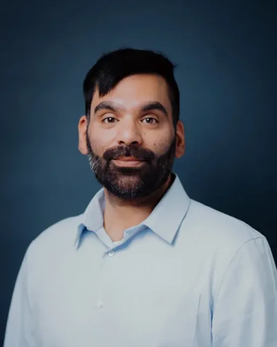 Portrait von Dennis Rashid